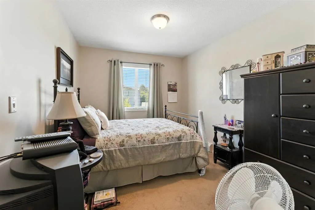 3730 50 Avenue, #305