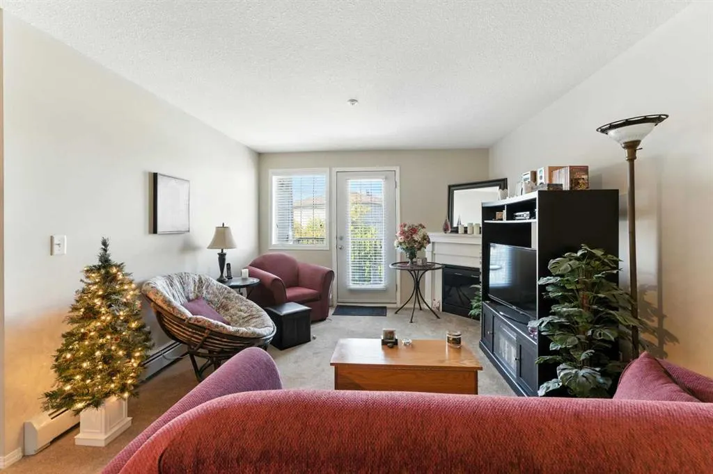 3730 50 Avenue, #305