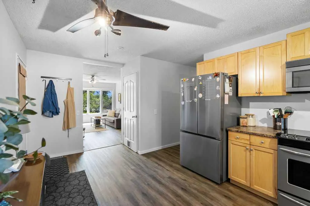 148 Dover Ridge Bay SE