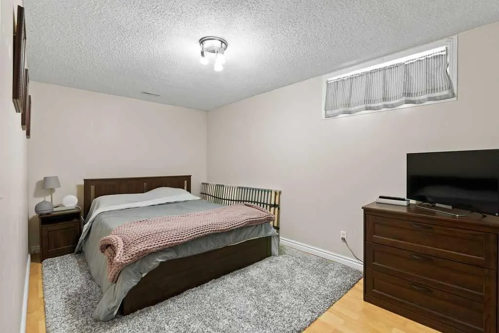 148 Dover Ridge Bay SE