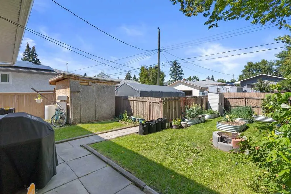 148 Dover Ridge Bay SE