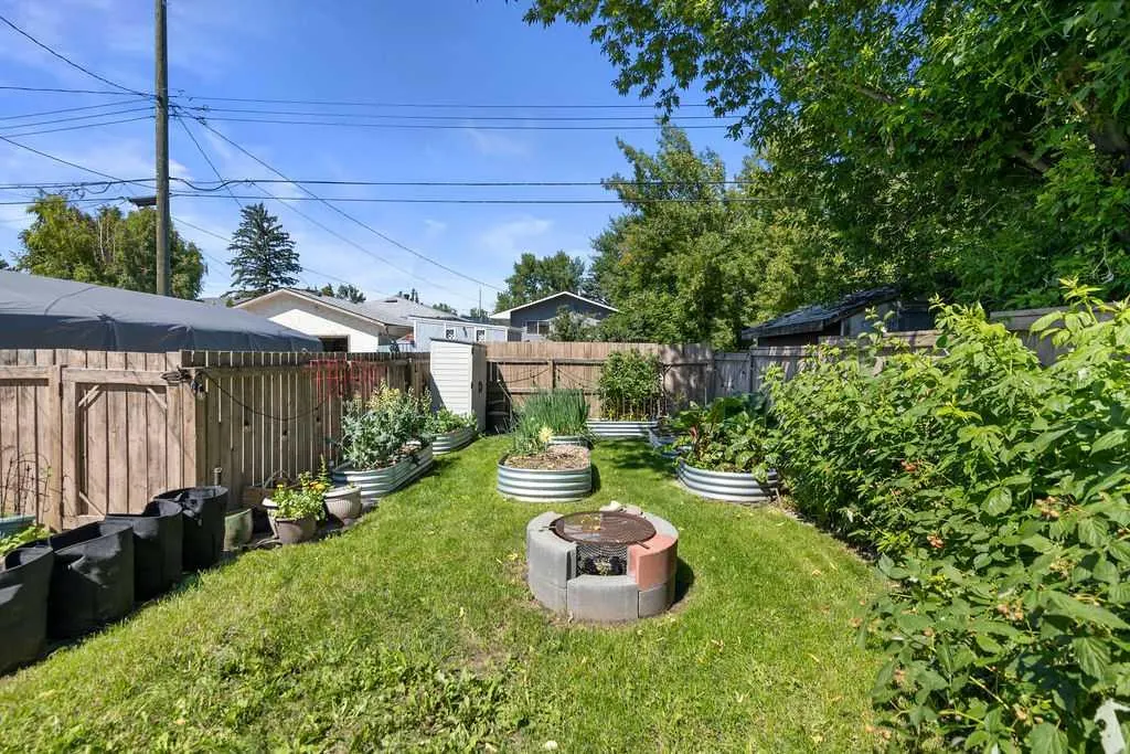 148 Dover Ridge Bay SE