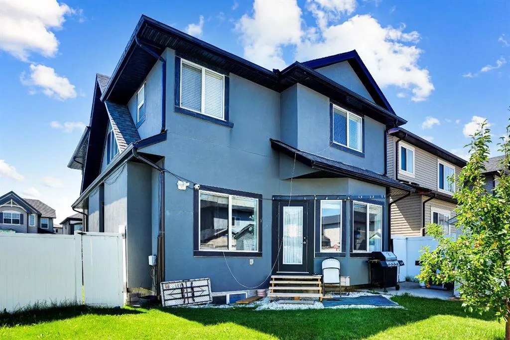 128 Taralake Common NE