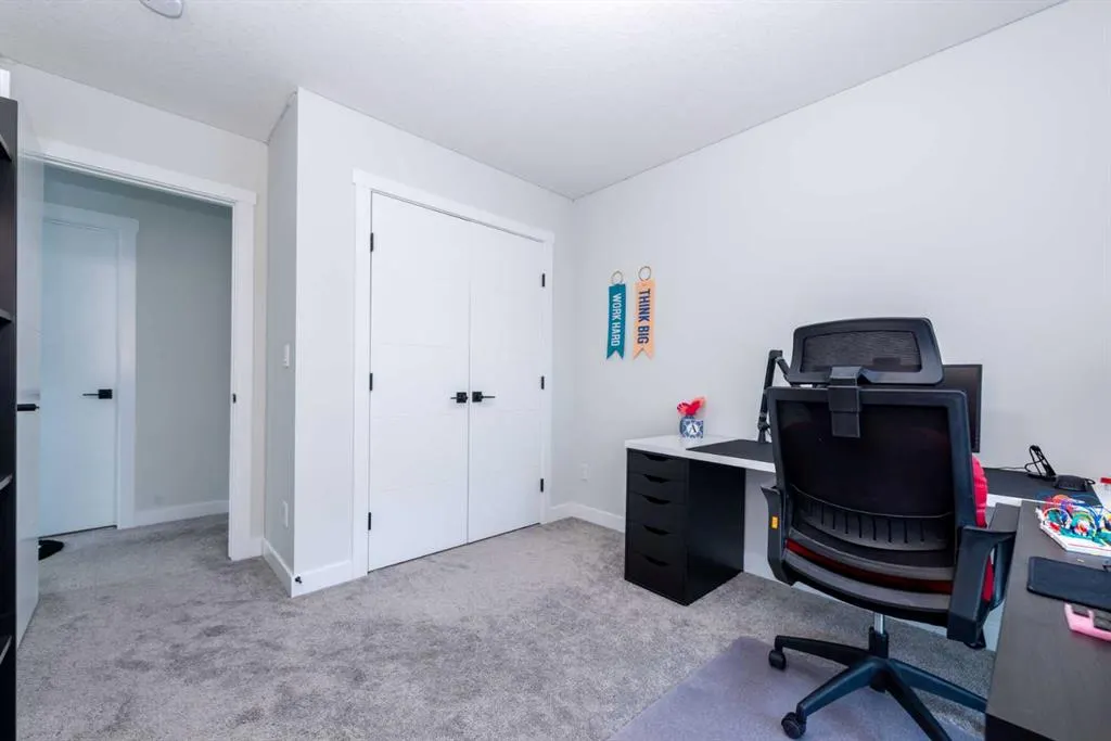 503 Corner Meadows Square NE