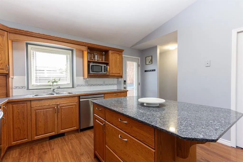 127 Ellenwood Drive