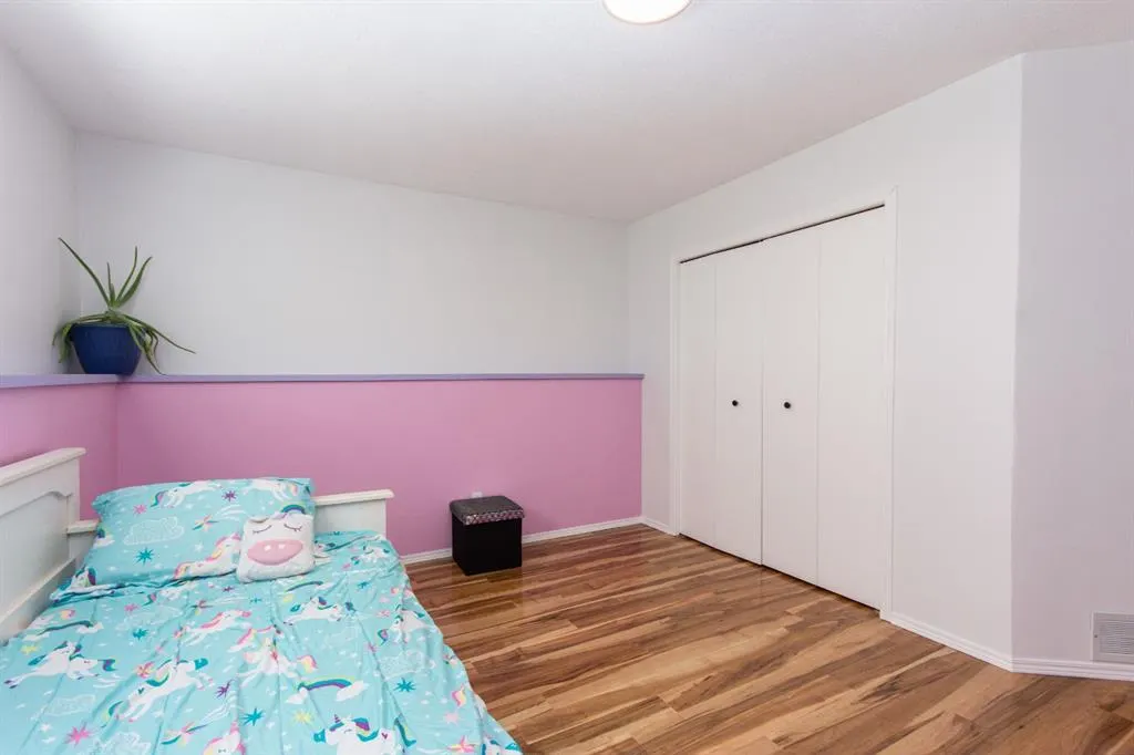127 Ellenwood Drive