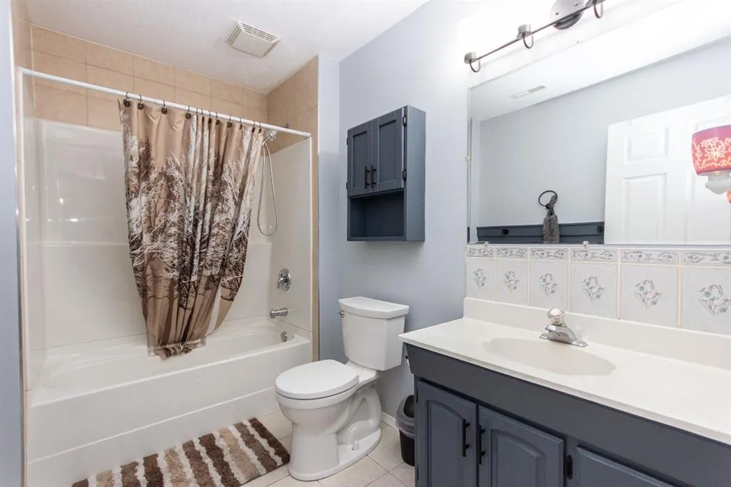 127 Ellenwood Drive