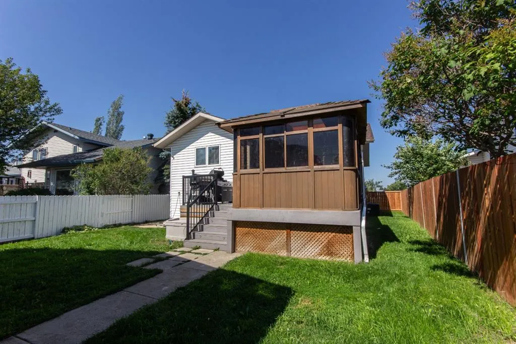 127 Ellenwood Drive