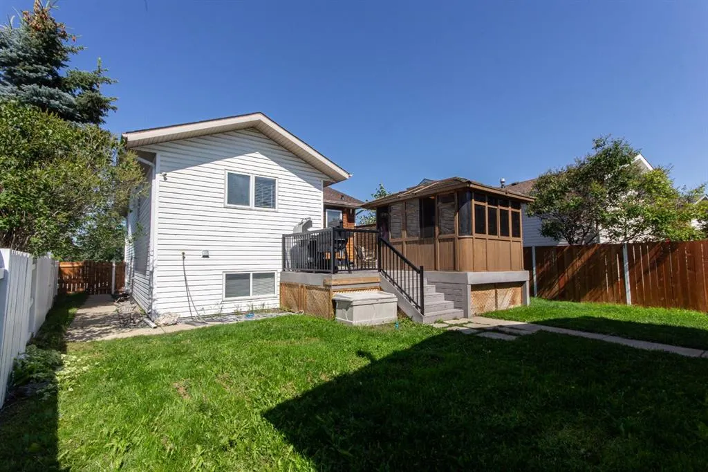 127 Ellenwood Drive