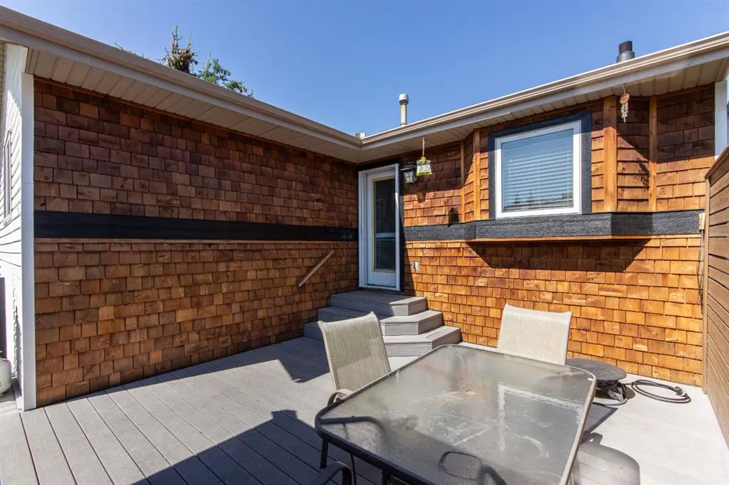 127 Ellenwood Drive