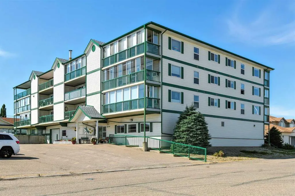 4319 49 Street, #401