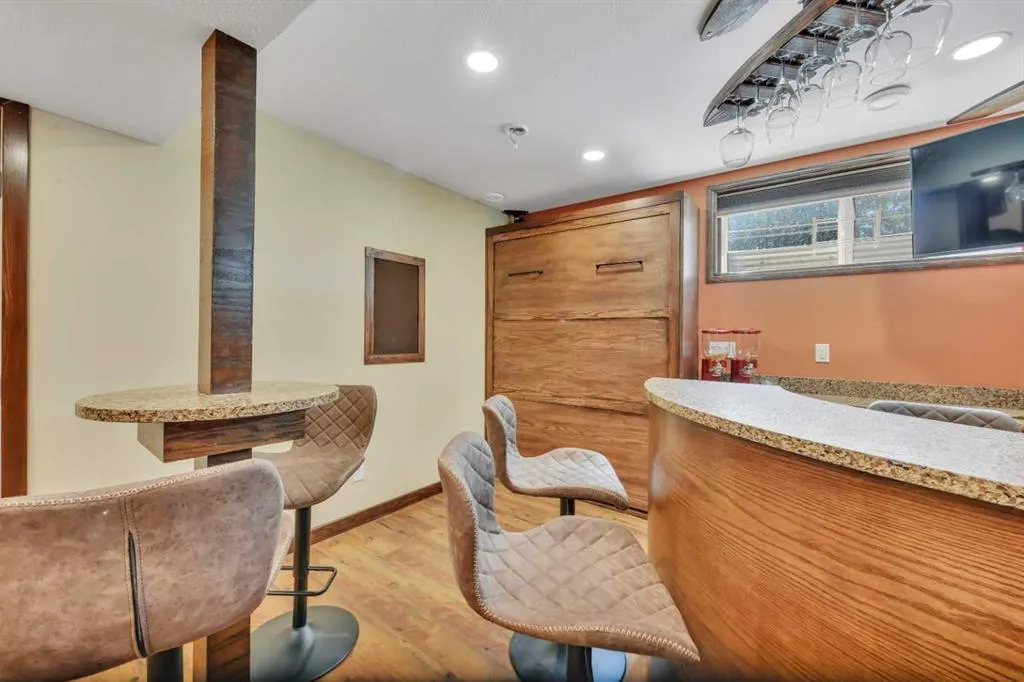 5301 Windward Place, #5