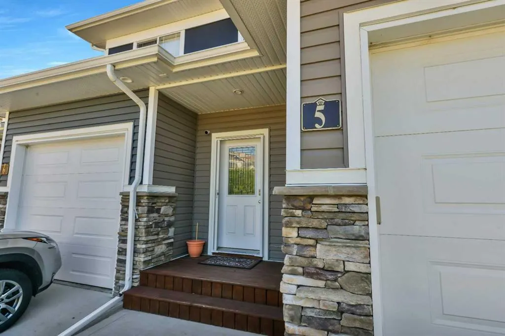 5301 Windward Place, #5