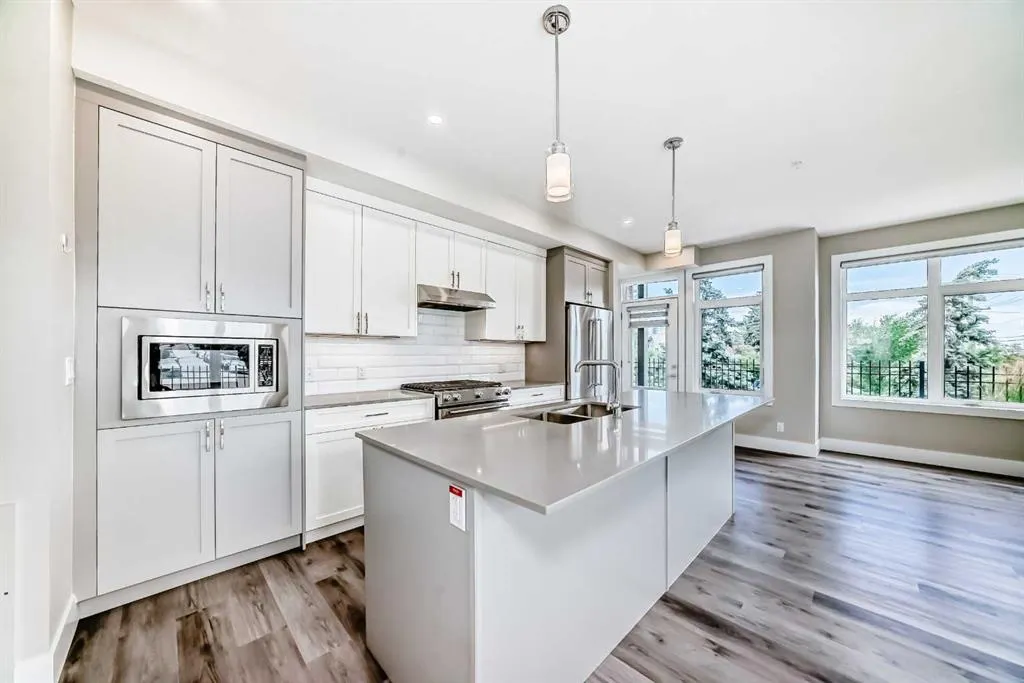 1702 17 Avenue SW, #115