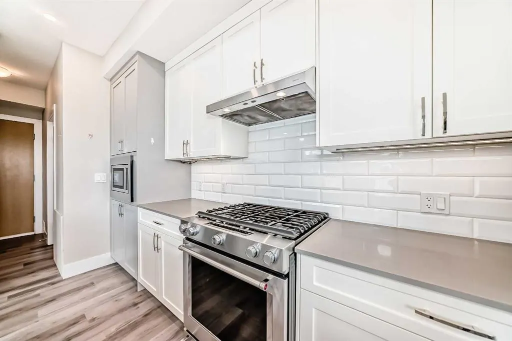 1702 17 Avenue SW, #115