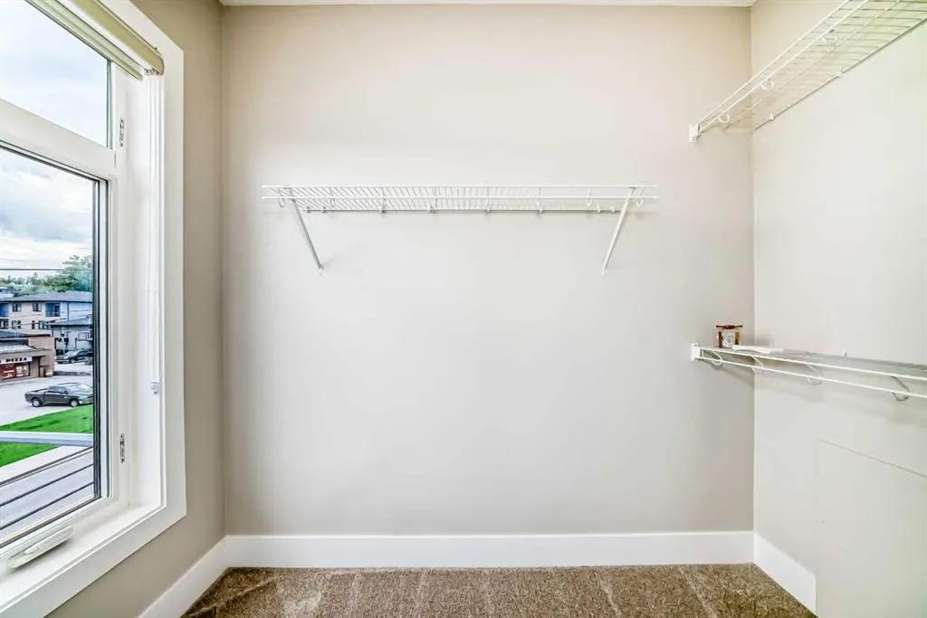 1702 17 Avenue SW, #115