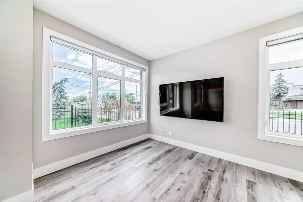 1702 17 Avenue SW, #115
