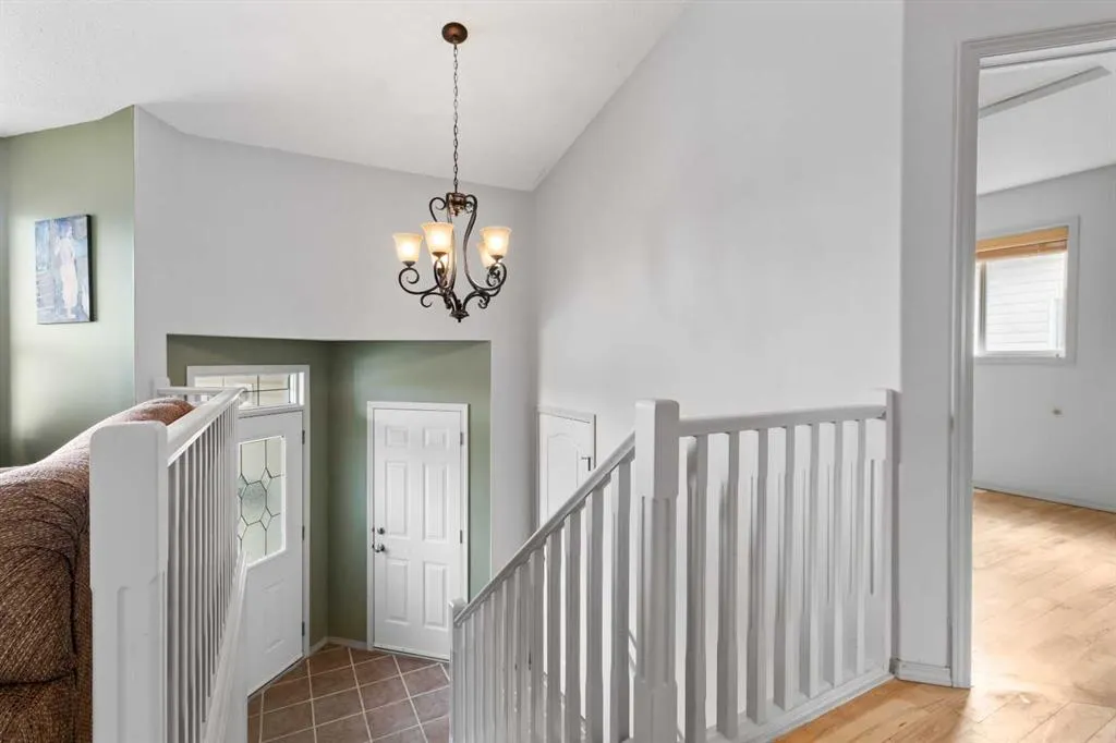 57 Pine Crescent