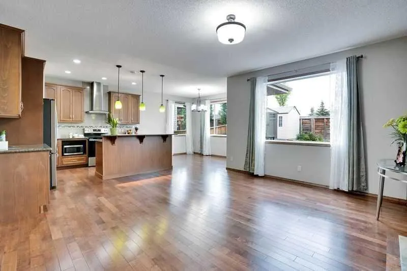 117 Walden Square SE
