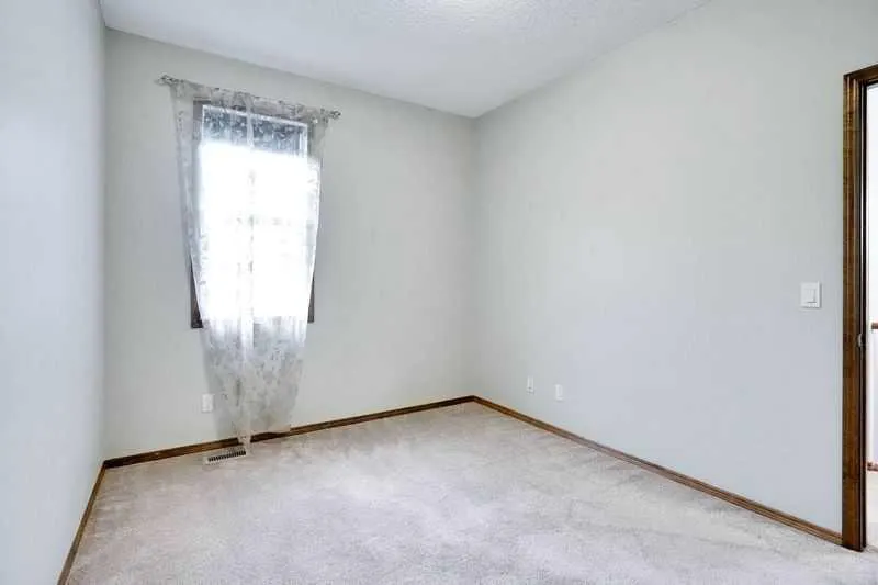 117 Walden Square SE