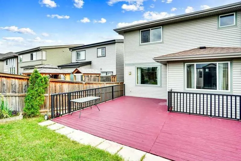 117 Walden Square SE