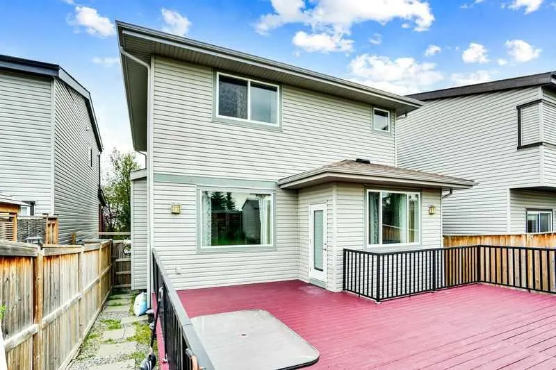 117 Walden Square SE