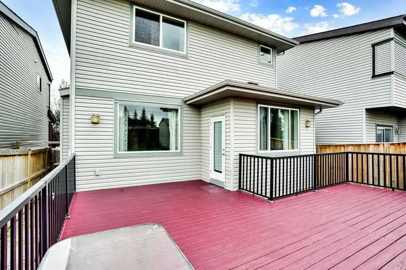 117 Walden Square SE