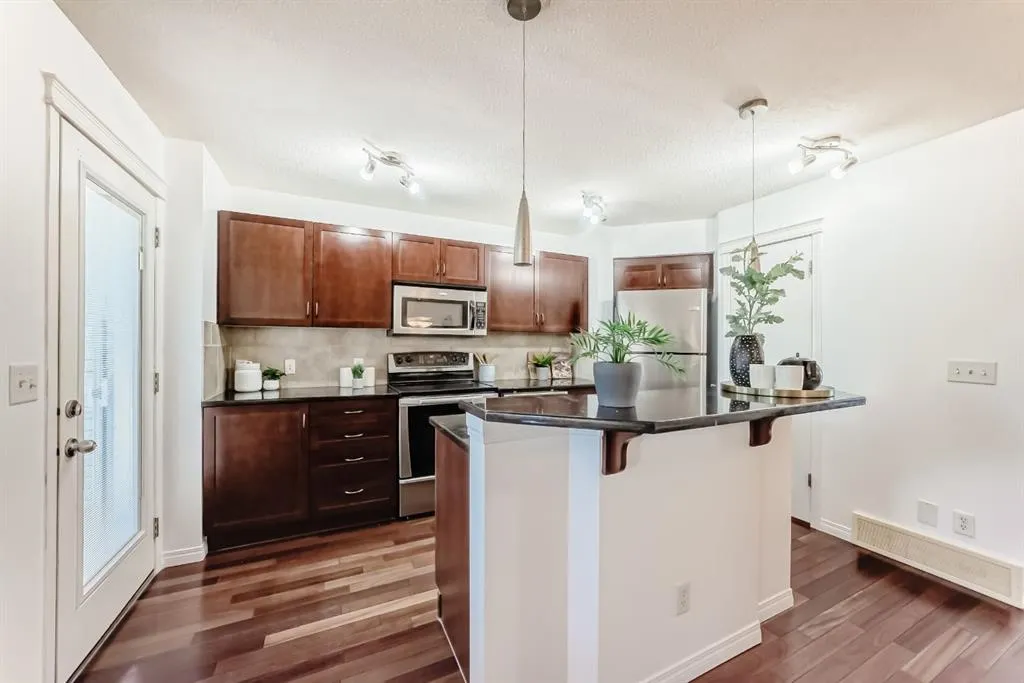 199 Auburn Bay Heights SE