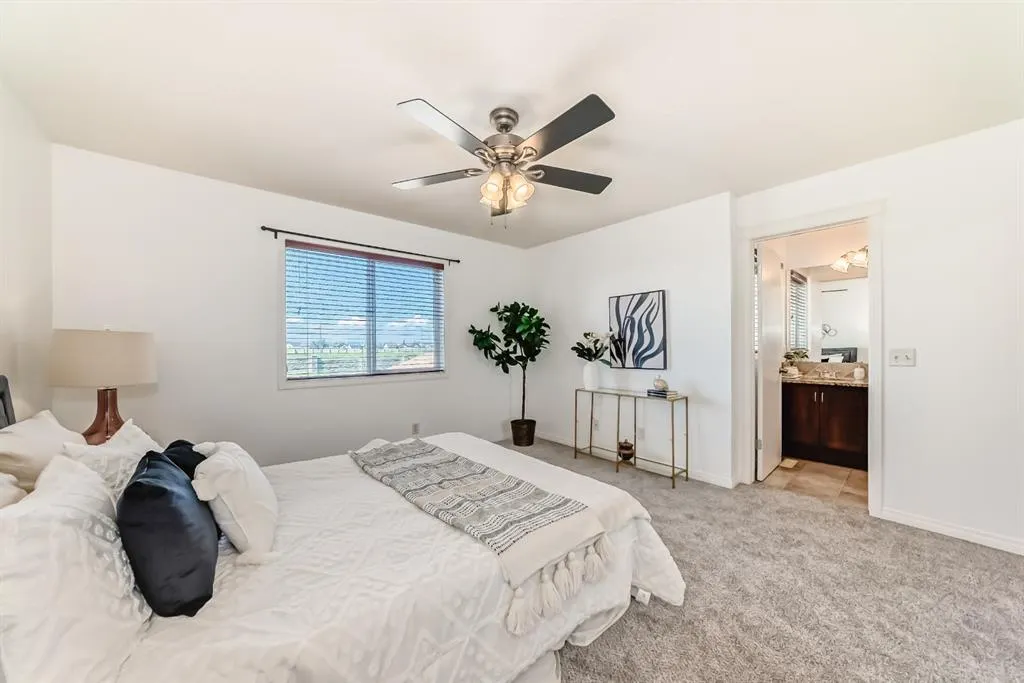 199 Auburn Bay Heights SE