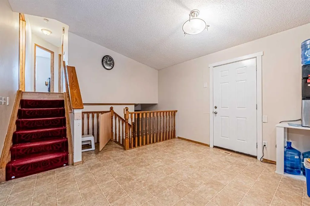 65 Martinvalley Road NE