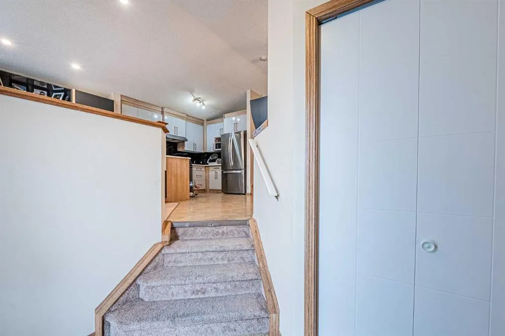 65 Martinvalley Road NE