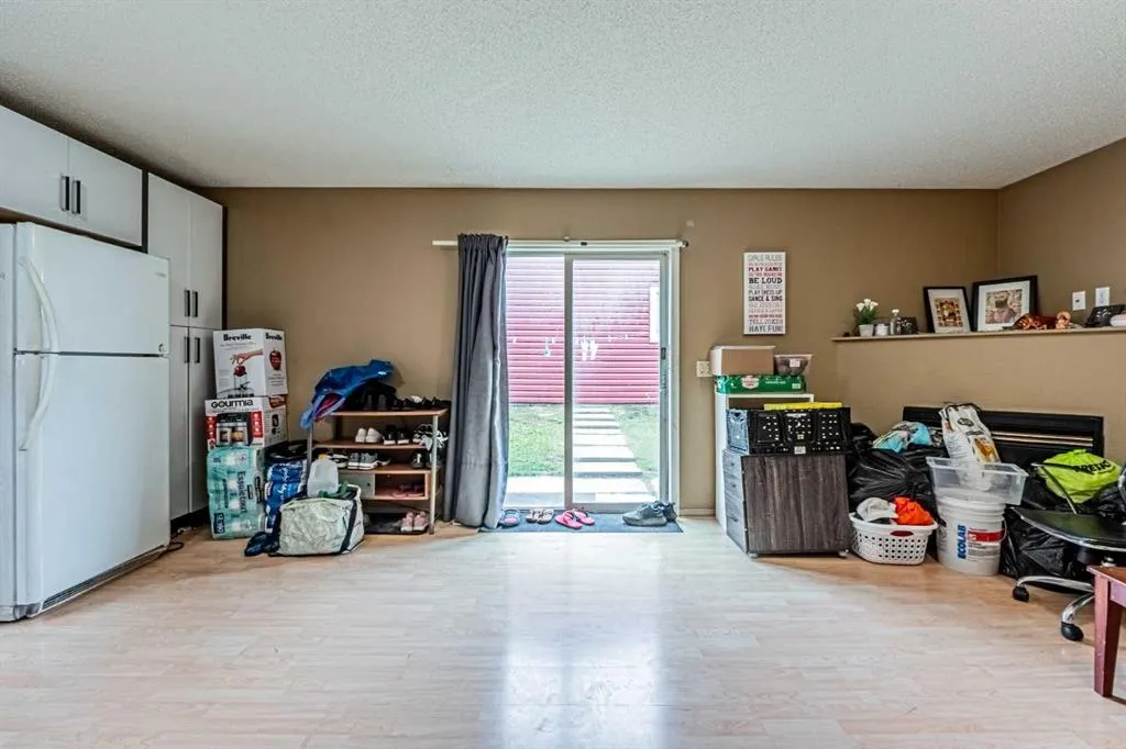 65 Martinvalley Road NE