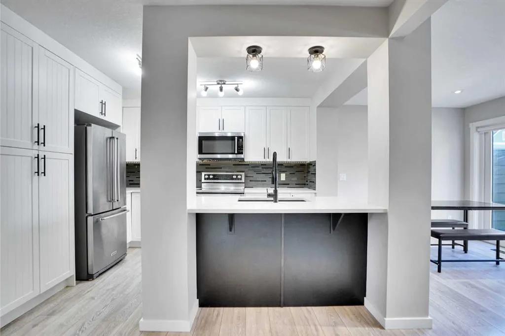 2400 Ravenswood View SE, #602