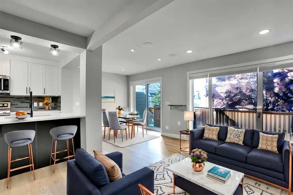 2400 Ravenswood View SE, #602