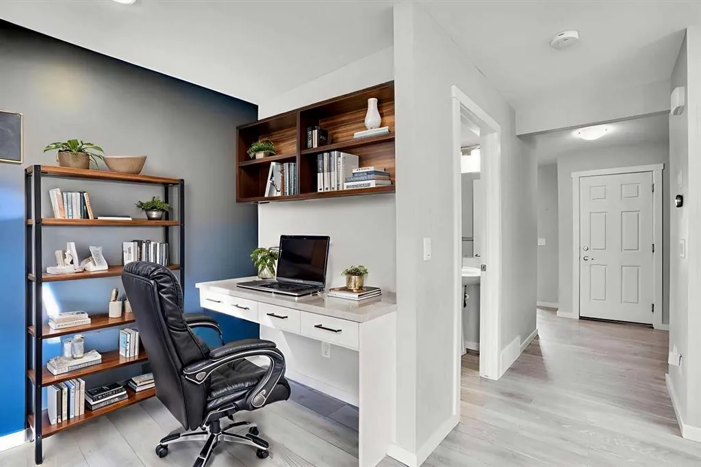 2400 Ravenswood View SE, #602