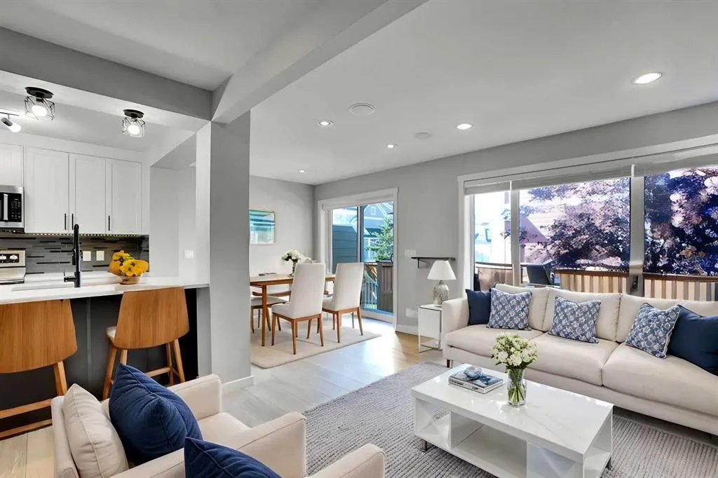 2400 Ravenswood View SE, #602