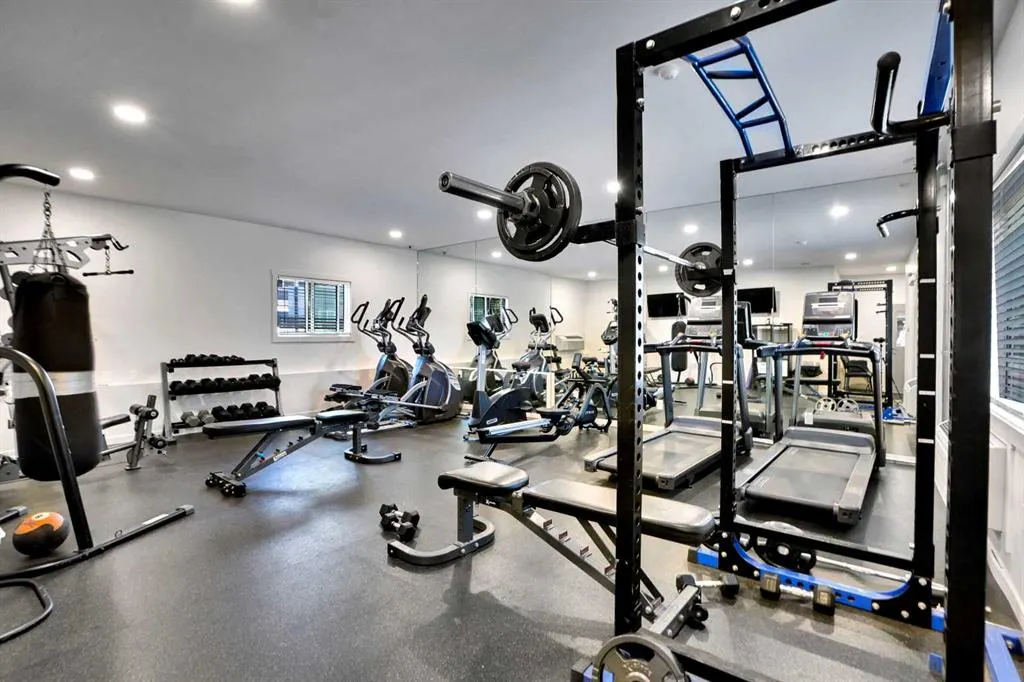 181 Skyview Ranch Manor NE, #1107