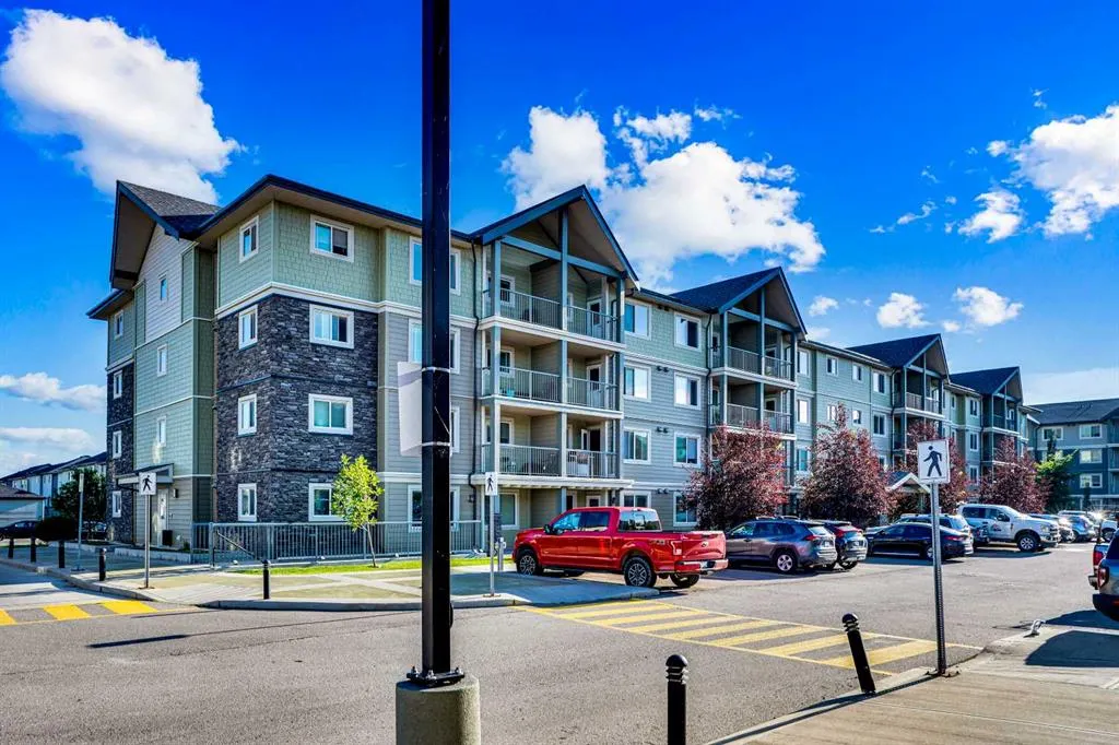 181 Skyview Ranch Manor NE, #1107