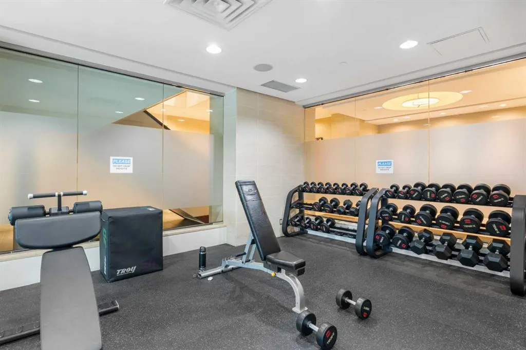 128 2 Street SW, #102