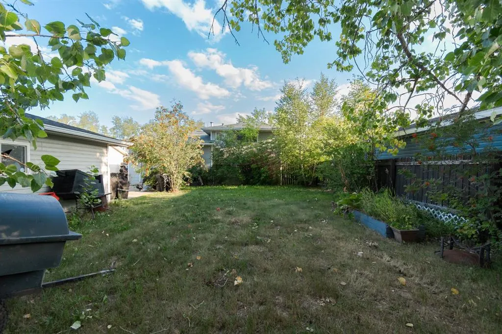 453 Signal Road