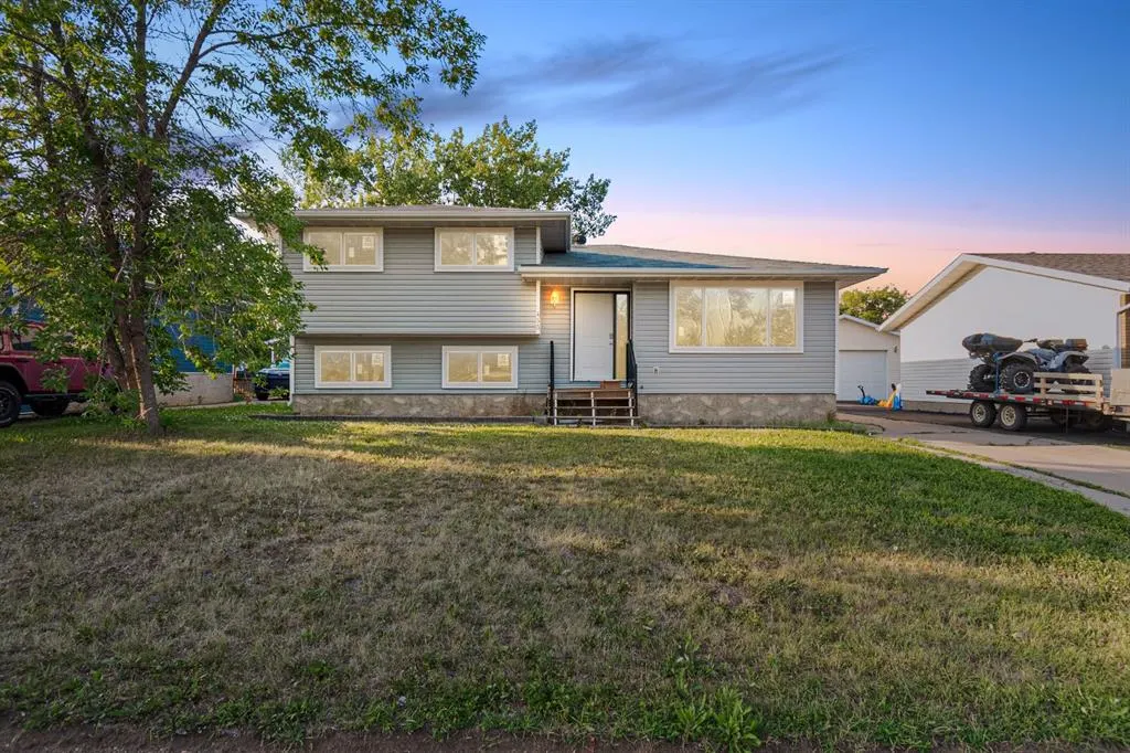 453 Signal Road