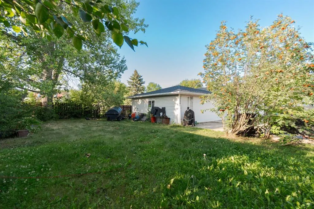 453 Signal Road
