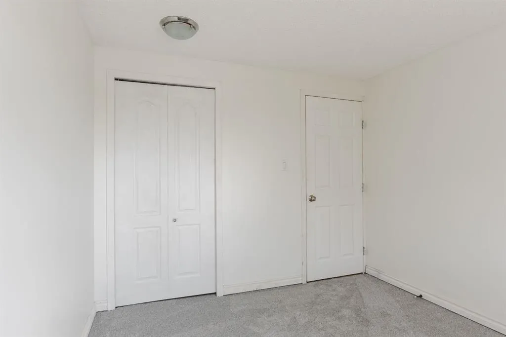 453 Signal Road