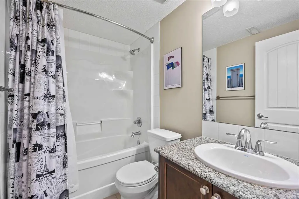 184 Cougar Ridge Manor SW