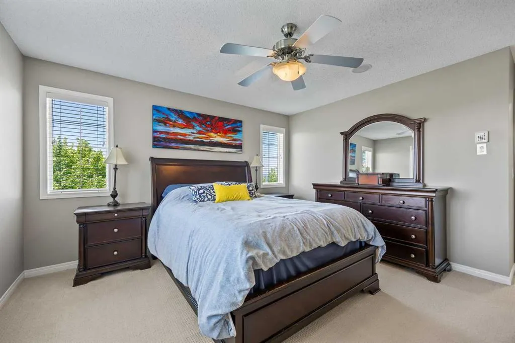 184 Cougar Ridge Manor SW