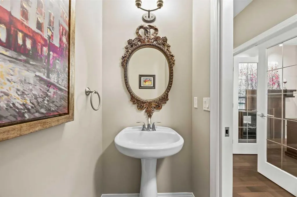 184 Cougar Ridge Manor SW