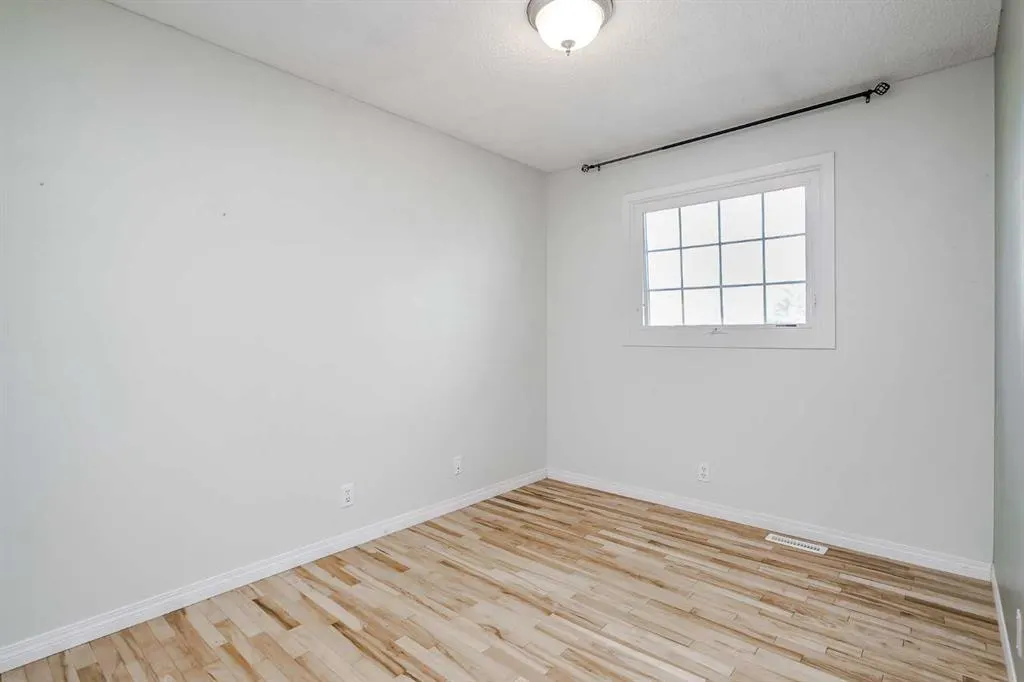 16 Mckinley Road SE