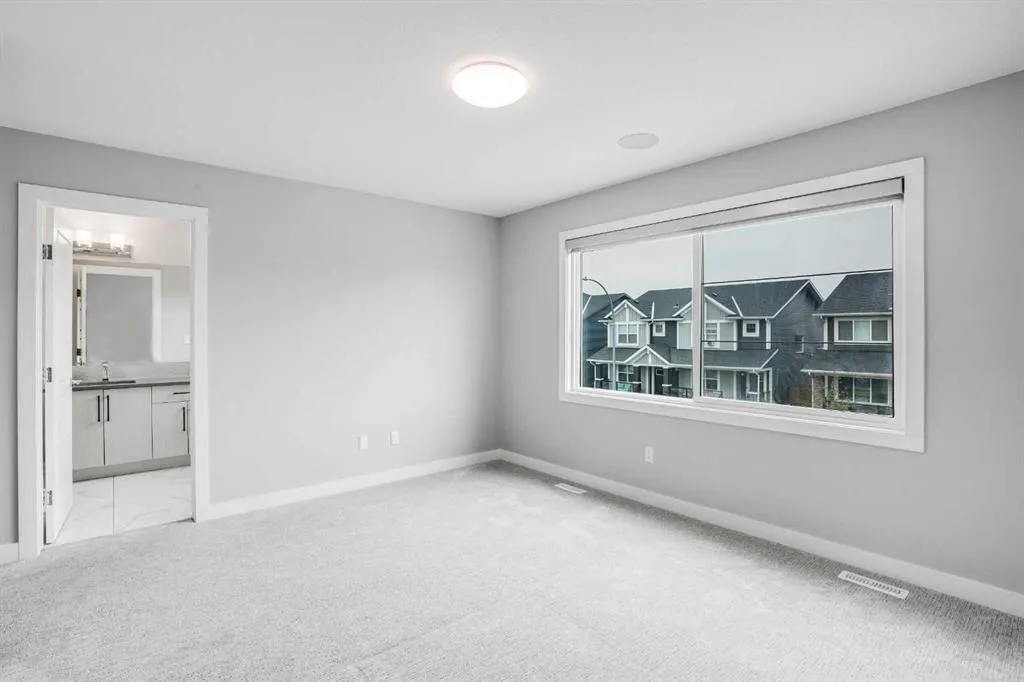 62 Midtown SW