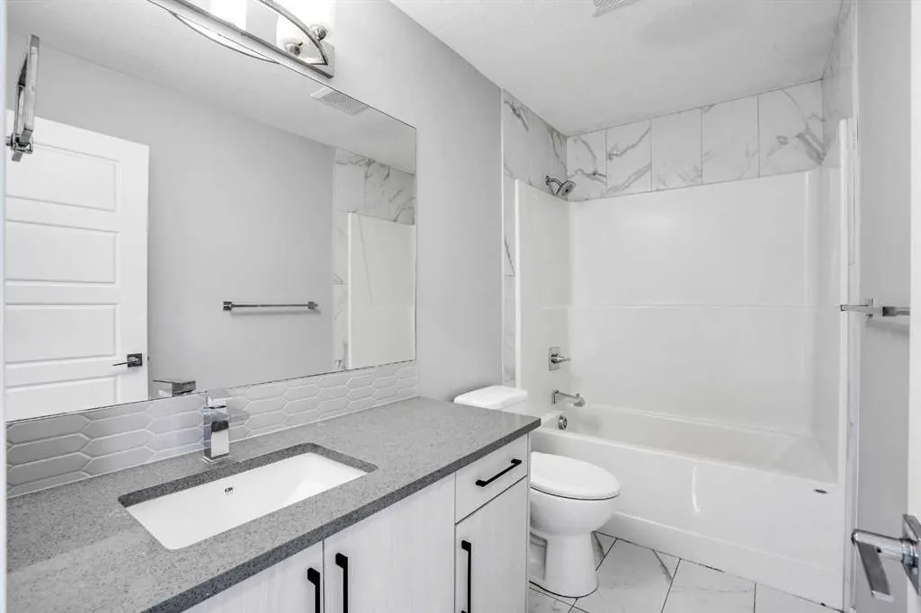 62 Midtown SW
