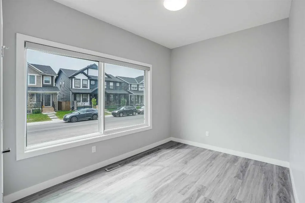 62 Midtown SW